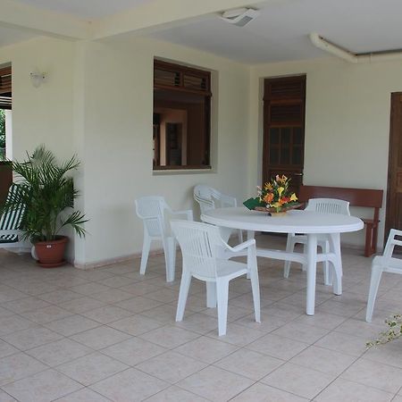 Cap Soleil Villa Sainte-Anne Exterior photo